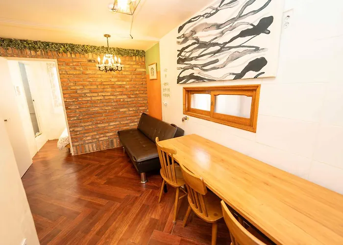 Apartment 2 - Gu&Anne House Seoul Hongdae Stn 5Rooms,4Bathroom *