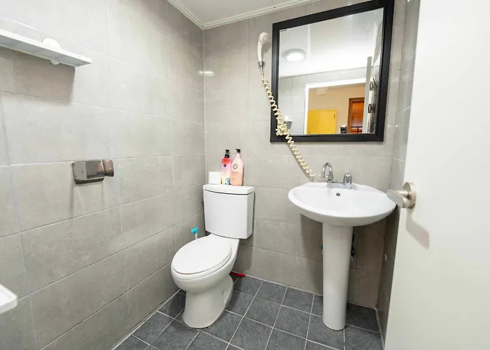2 - Gu&Anne House Seoul Hongdae Stn 5Rooms,4Bathroom * Seoul