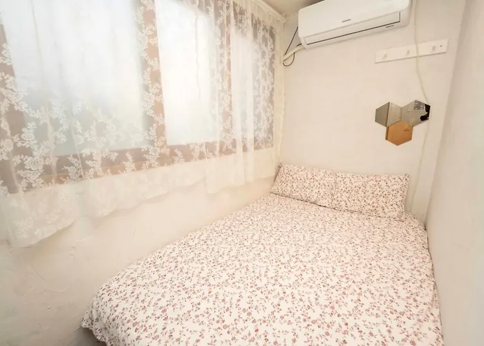 2 - Gu&Anne House Seoul Hongdae Stn 5Rooms,4Bathroom Apartment Seoul