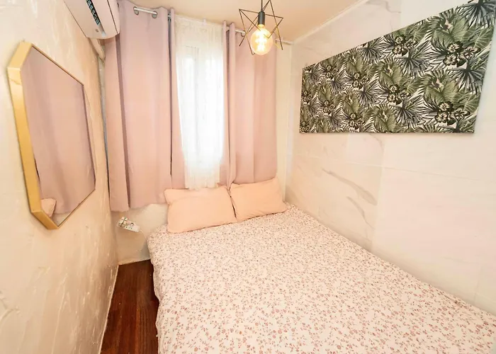 2 - Gu&Anne House Seoul Hongdae Stn 5Rooms,4Bathroom Apartment Seoul