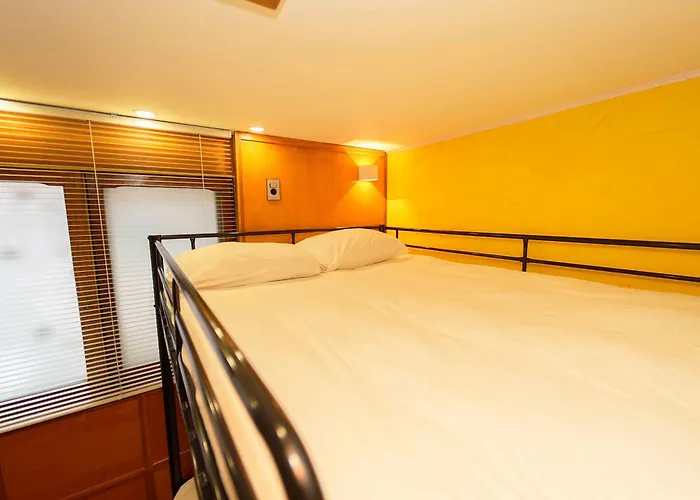 Apartment 2 - Gu&Anne House Seoul Hongdae Stn 5Rooms,4Bathroom