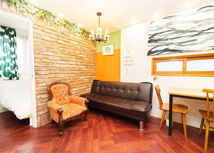Apartment 2 - Gu&Anne House Seoul Hongdae Stn 5Rooms,4Bathroom *