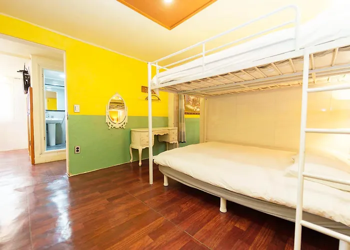 Apartment 2 - Gu&Anne House Seoul Hongdae Stn 5Rooms,4Bathroom Seoul