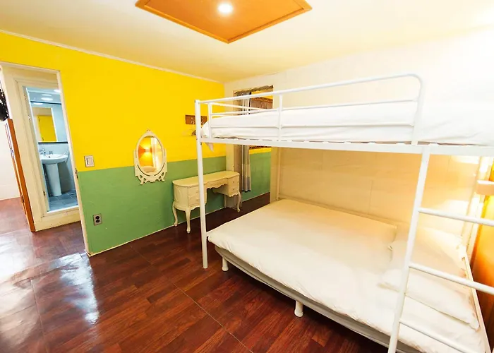 2 - Gu&Anne House Seoul Hongdae Stn 5Rooms,4Bathroom * Seoul