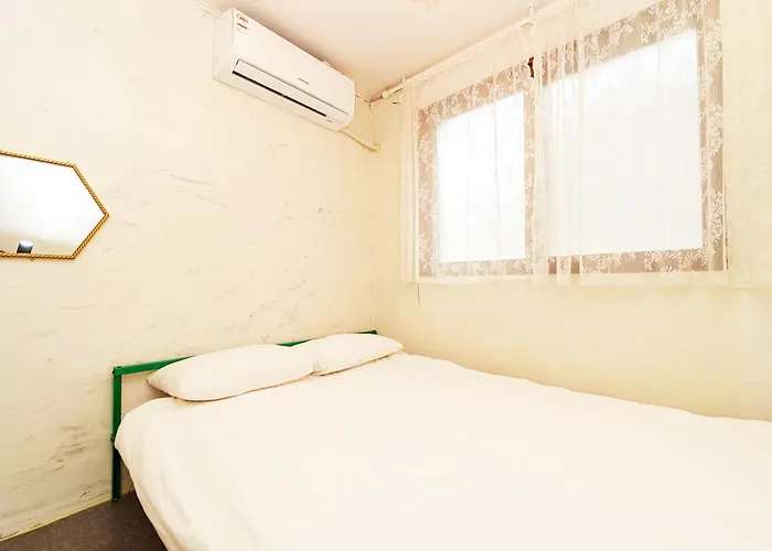 2 - Gu&Anne House Seoul Hongdae Stn 5Rooms,4Bathroom *