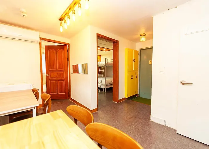 Apartment 2 - Gu&Anne House Seoul Hongdae Stn 5Rooms,4Bathroom Seoul