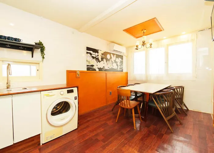2 - Gu&Anne House Seoul Hongdae Stn 5Rooms,4Bathroom Seoul